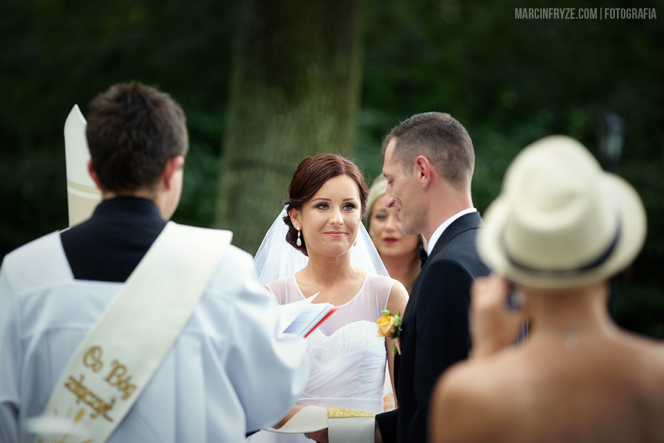 Ślub kościelny w plenerze Kraków | Ceremonia w plenerze